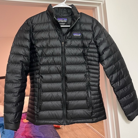 Patagonia Down Jacket - Picture 1 of 5